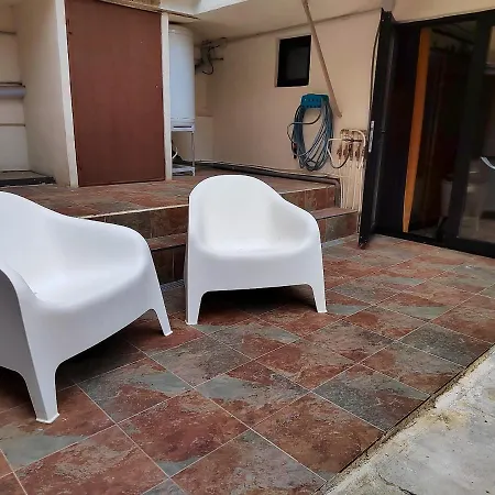 Апартаменты Moderne A Avec Terrasse Commune - 40 M² Безье